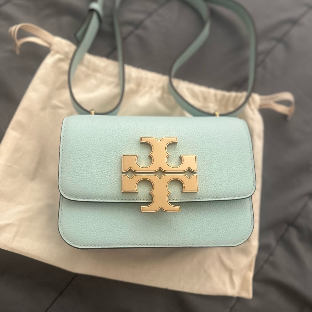 Tory Burch Small Eleanor Pebbled Leather – Sky